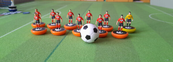 photo-02 Figurine Subbuteo peinte à la main