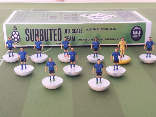 photo-06 Figurine Subbuteo peinte à la main