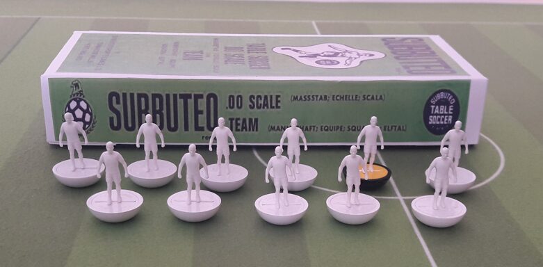 Figurines brutes avant peinture
